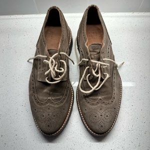 Men’s Saks Fifth Avenue Suede Wingtip Oxford Shoes - 9.5